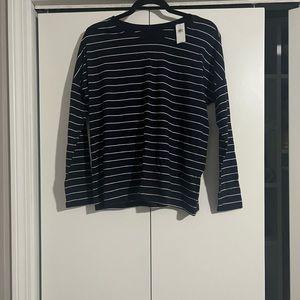 Banana Republic Long Sleeve Tee - Small